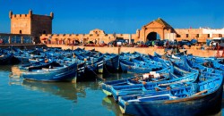 vedere-a-Essaouira-le-classiche-barche-blu.jpg
